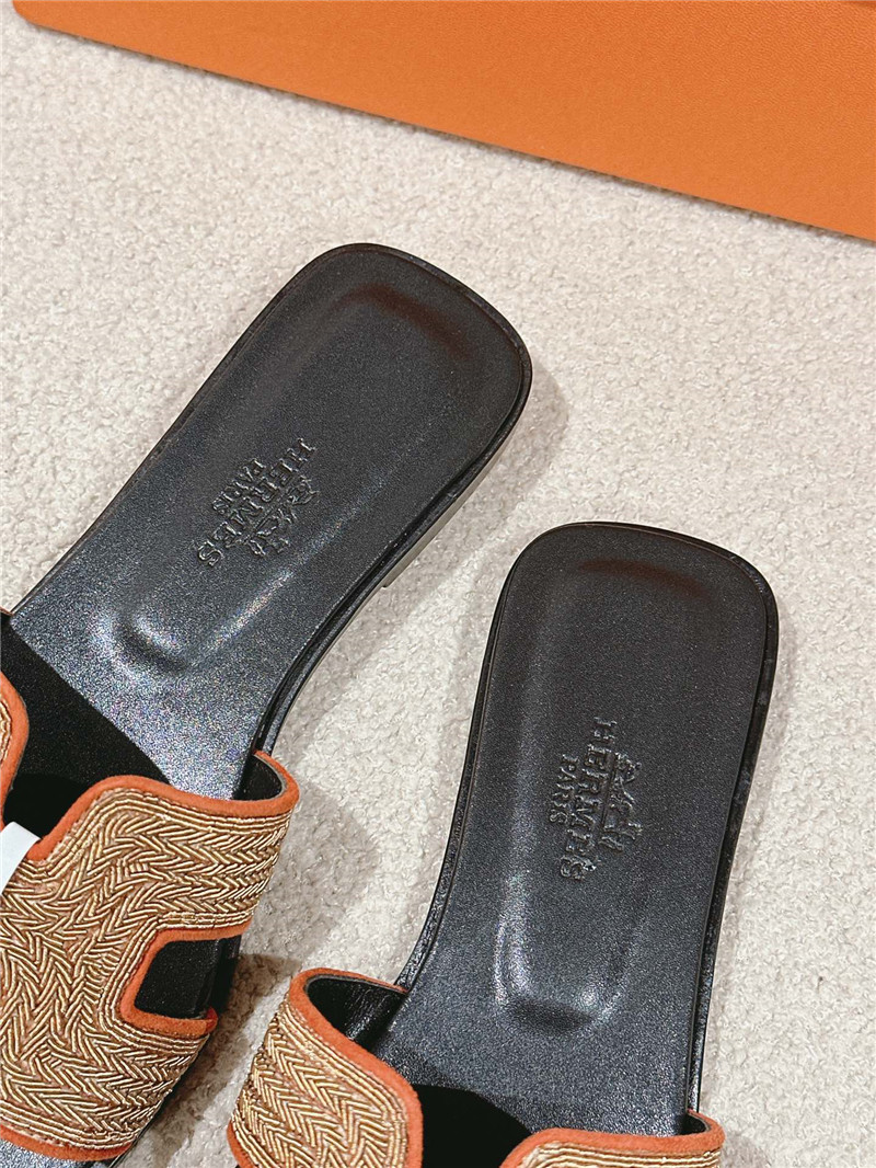 H**me5 oran sandal in turin red suede goatskin and dabka