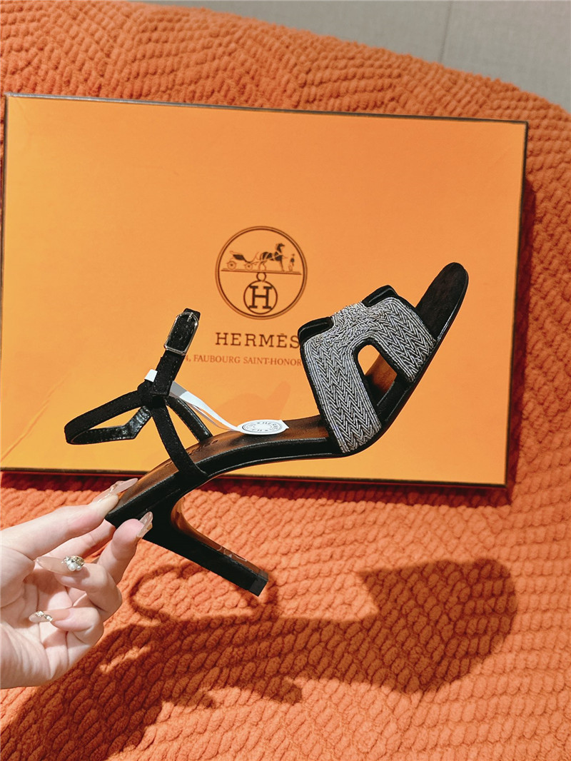 H**me5 holy 105 sandals in black suede goatskin