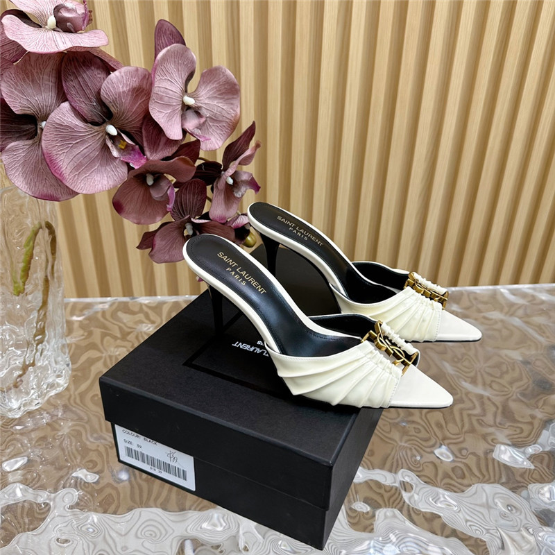 Sa1nt Lau*nt babylone mules in ivory patent leather