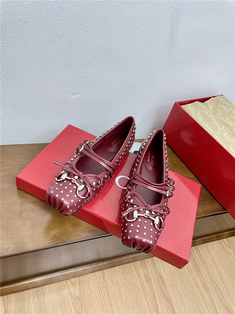 Gvc*1  burgundy horsebit ballet flats