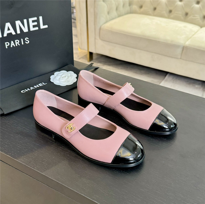 Ch**el gold interlock mary janes in pink and black calfskin