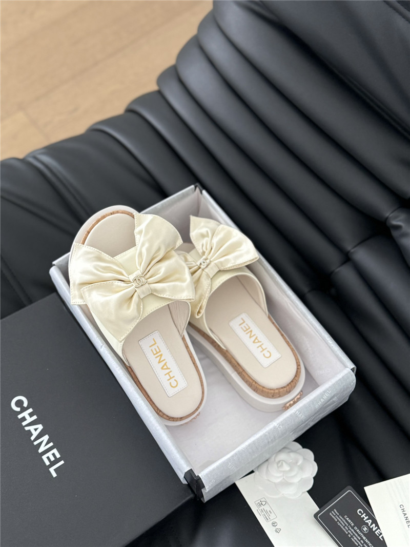 Ch**el silk bow leather platform sandals with crystal Ch**el ivory