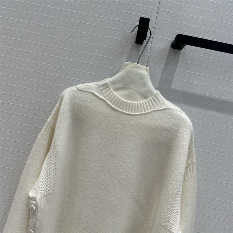 D10r simple round neck cashmere sweater replica clothing sites