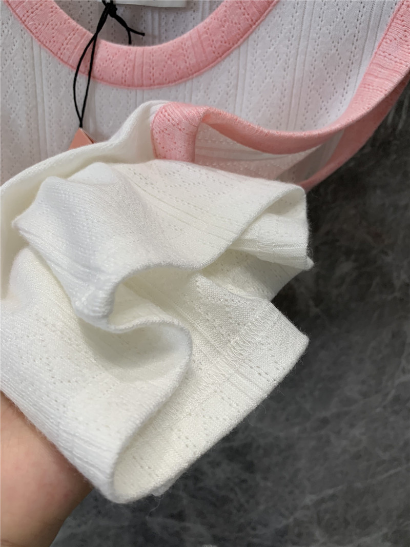 M1um1u contrasting letter sleeveless vest replica clothing sites