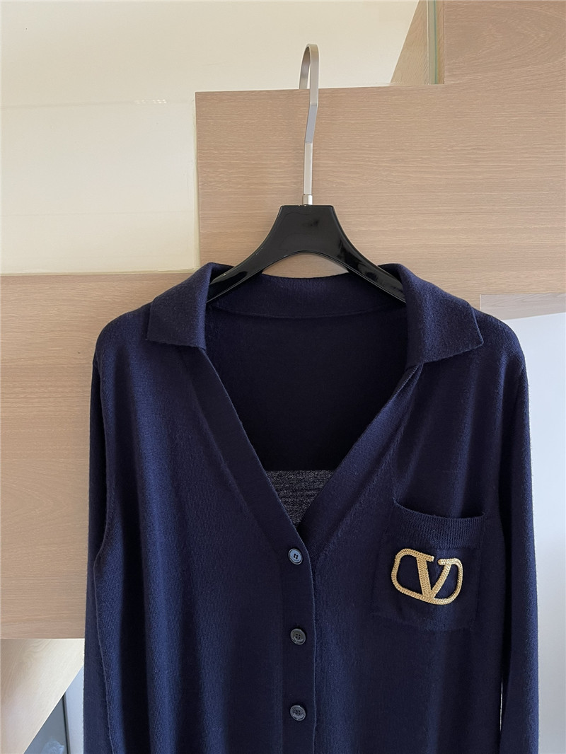 Va1e*ntin0 v neck knitted cardigan cheap replica designer clothes
