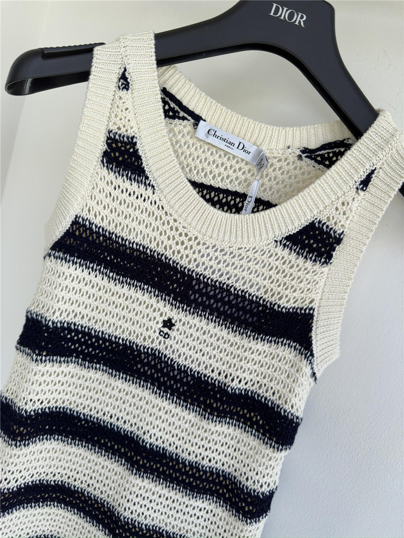 D10r round neck jacquard letter knitted vest top replicas clothes