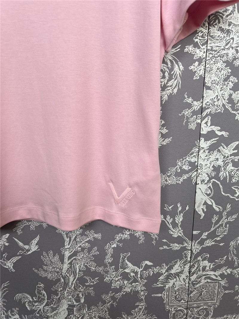 Va1e*ntin0 simple t-shirt cheap replica designer clothes
