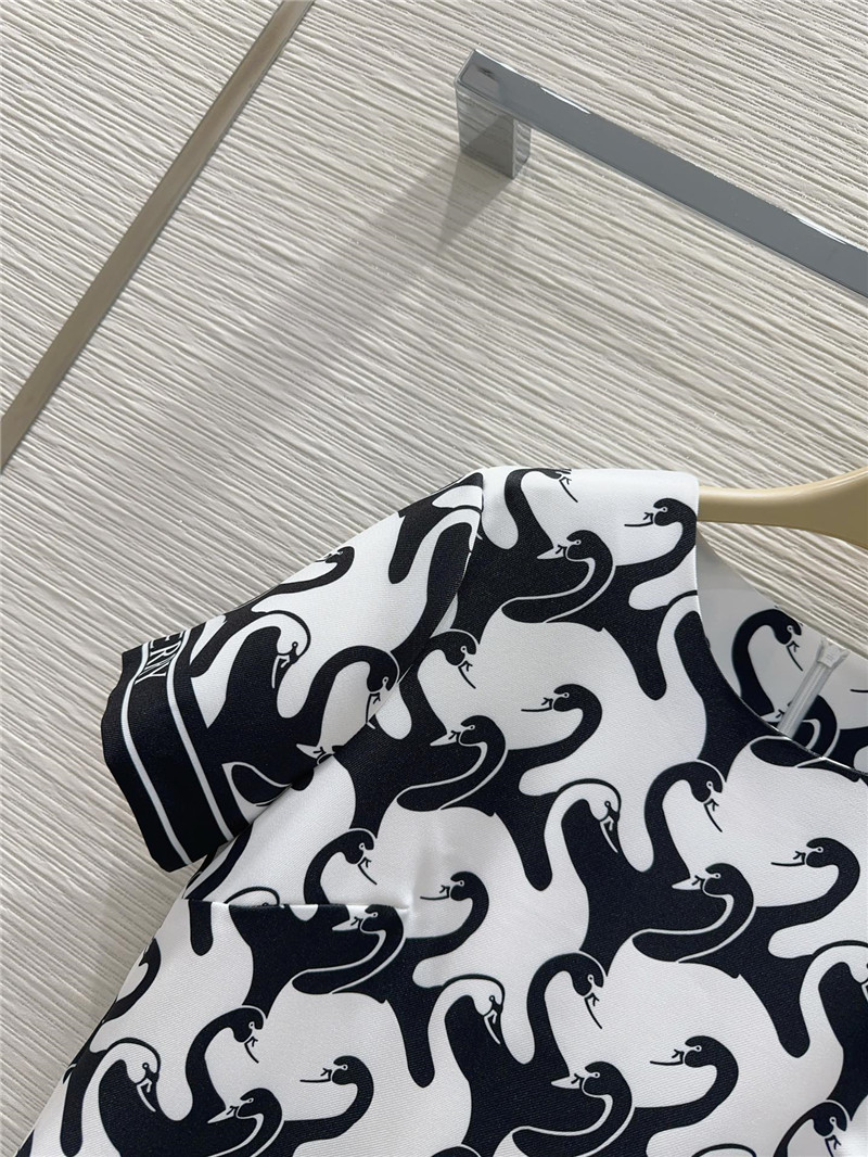 Bv*b*rry classic h-length dress replica clothing sites