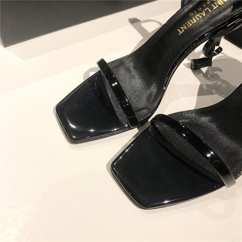 Sa1nt Lau*nt opyum slingback in black patent leather