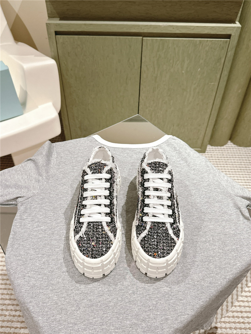 Pra*a double wheel tweed trainers in black