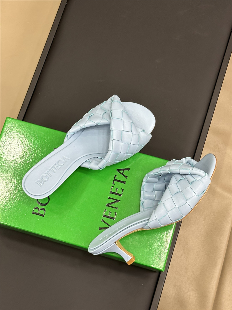 b0tt*ga Ven*ta mid heel blink mule in intrecciato ice