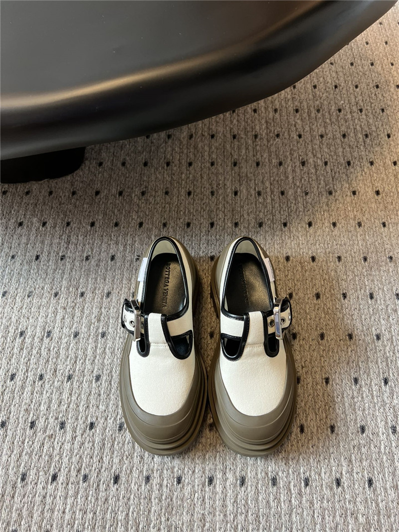 b0tt*ga Ven*ta beige khaki mary jane loafers