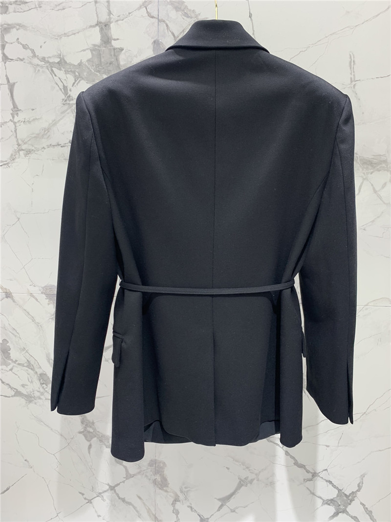 Va1e*ntin0 flower embroidery rhinestone suit replica d&g clothing