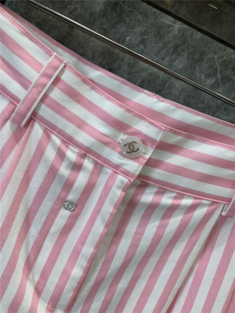 ch**el double c hot D1am0nd striped shorts replicas clothes