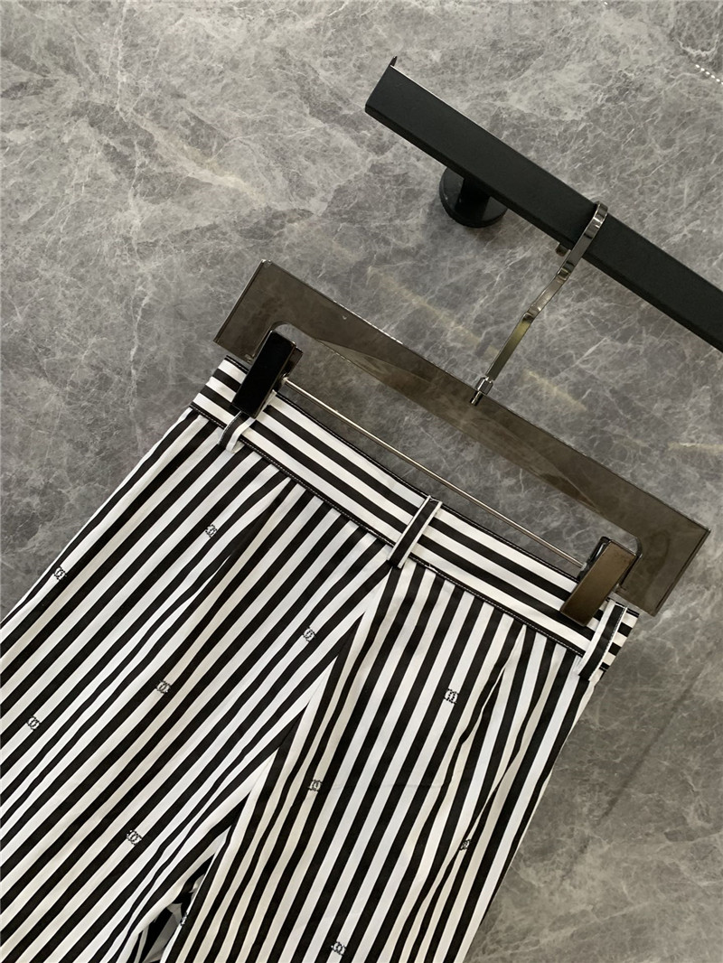 ch**el double c hot D1am0nd striped shorts replicas clothes