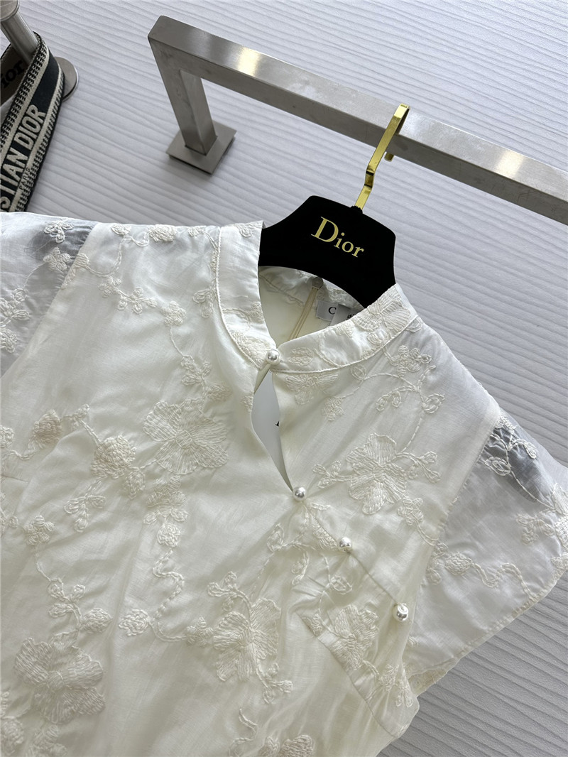 D10r new chinese style embroidered dress replicas clothes