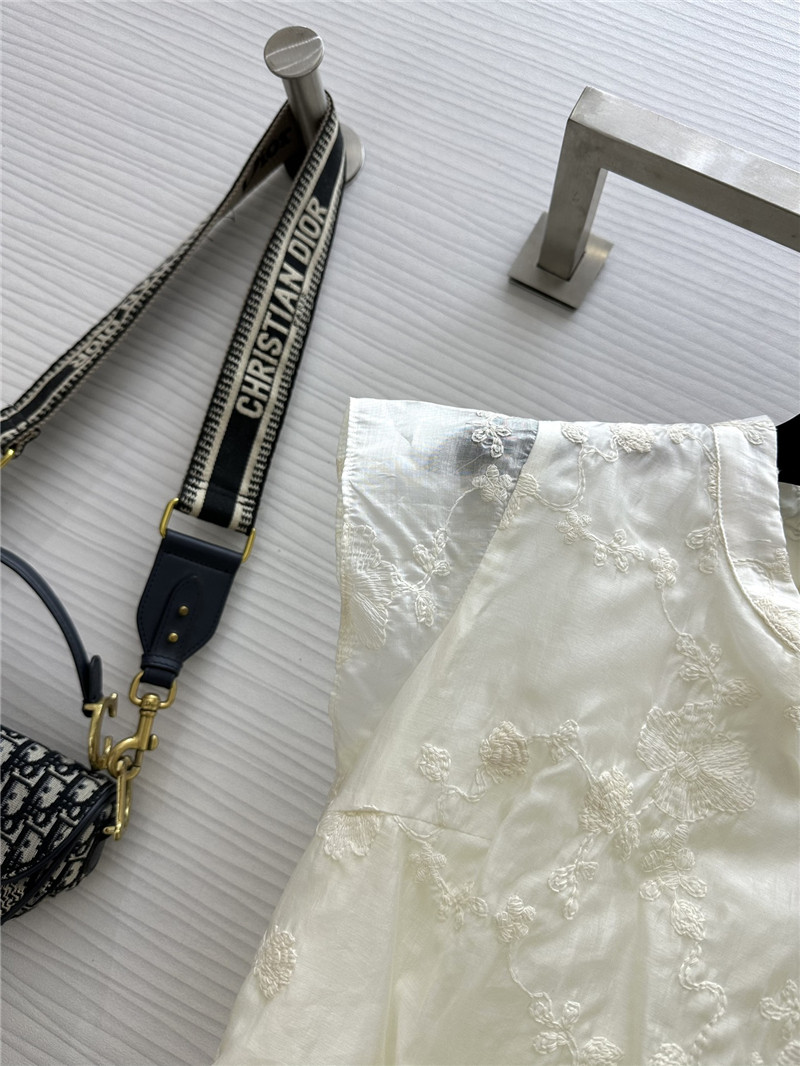 D10r new chinese style embroidered dress replicas clothes