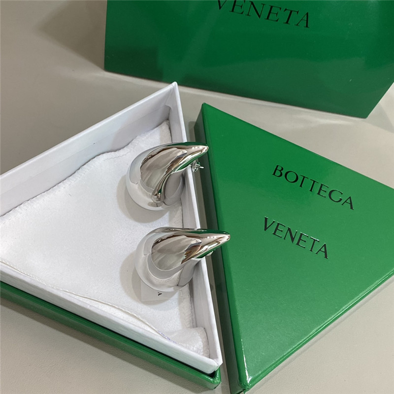 b0tt*ga Ven*ta new earrings