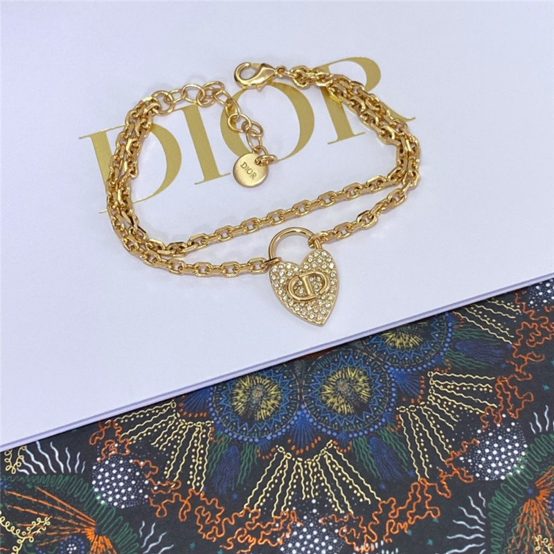 d10r D1am0nd heart lock bracelet
