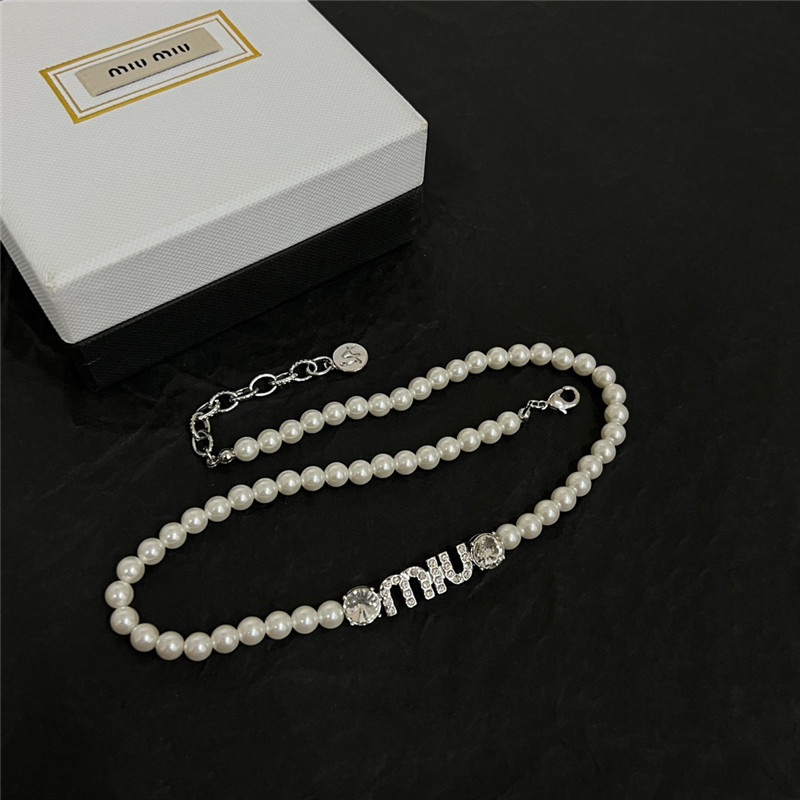 M1um1u pearl necklace