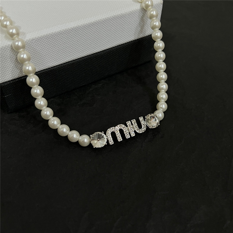 M1um1u pearl necklace