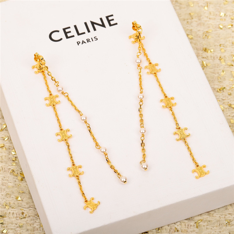 Ce1i*e three-dimensional arc de triomphe pearl earrings