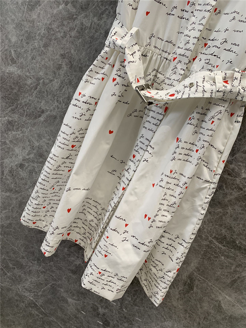 D10r english print waist dress replica clothing sites