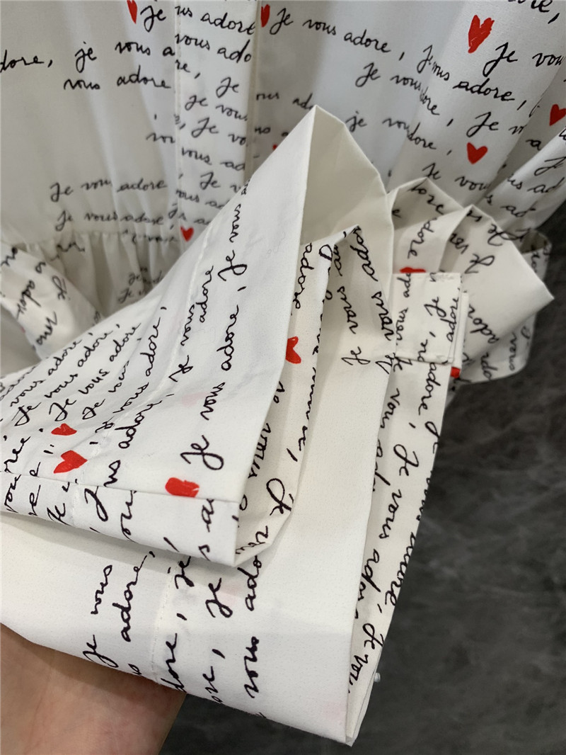 D10r english print waist dress replica clothing sites