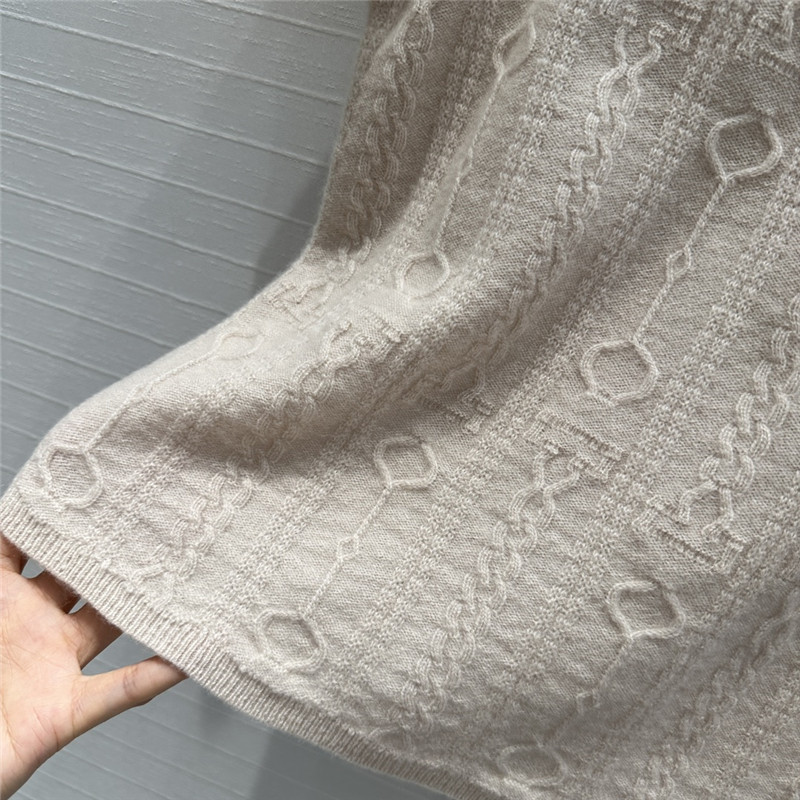 H**me5 brown short sleeve knitted top