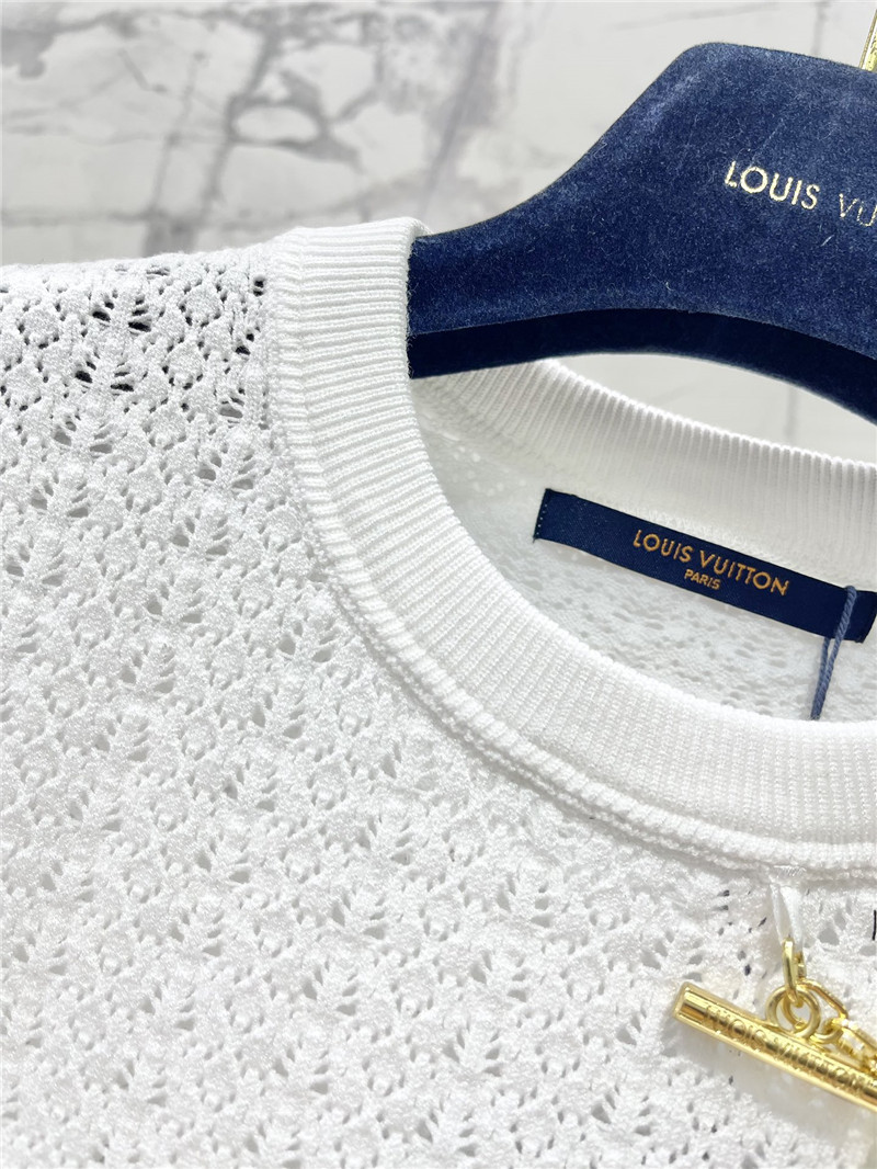 l0vis Vvtt0n lv dark pattern sweater replica clothes