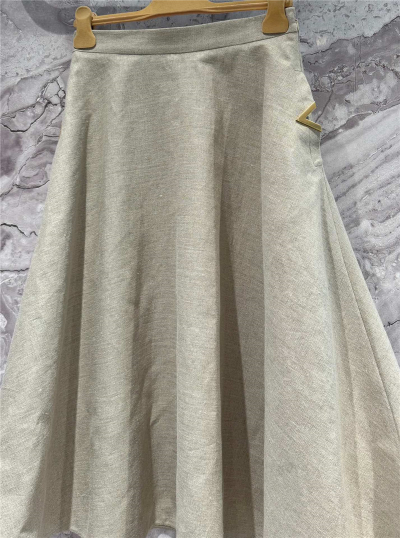 Va1e*ntin0 linen skirt cheap replica designer clothes