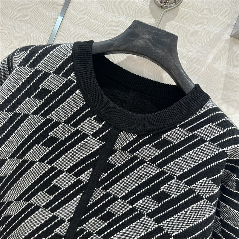 H**me5 h double knit sweater replica clothes