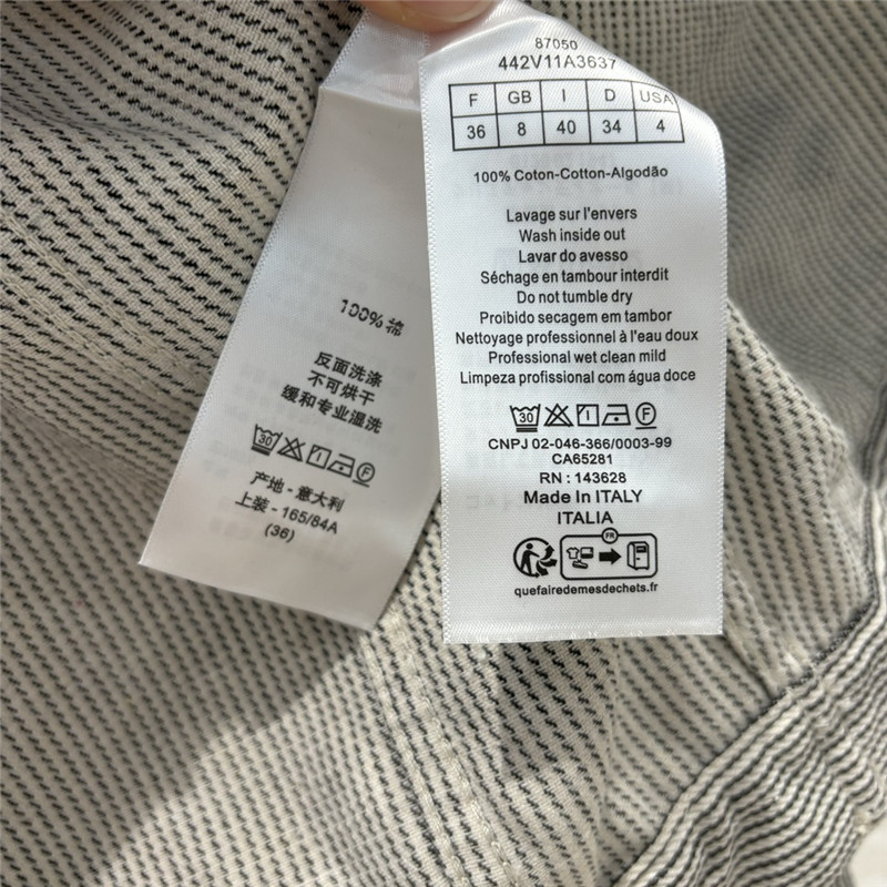 D10r denim jacket replica designer clothing websites