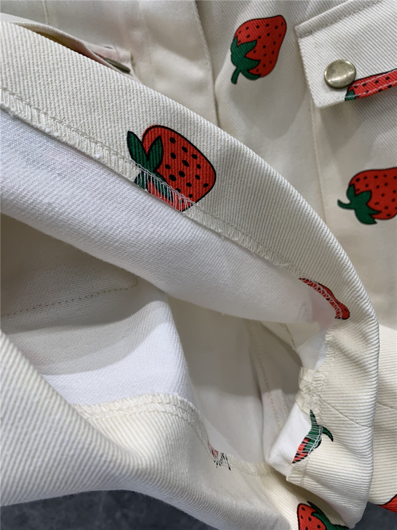 Gvc*1 strawberry print cargo shorts replica clothes