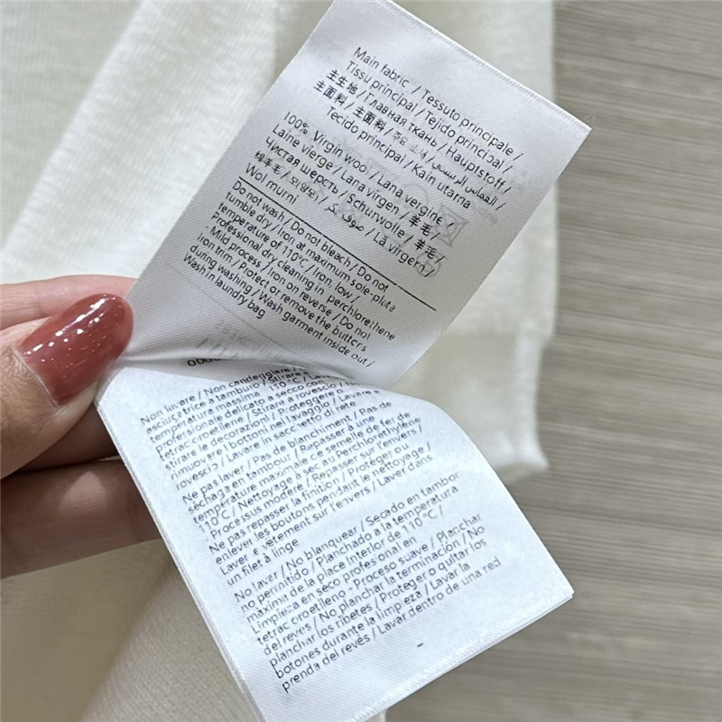 Va1e*ntin0 lace collar knit short sleeve