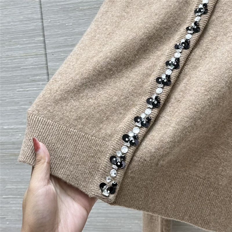 Va1e*ntin0 rhinestone collar design small cardigan replica clothes