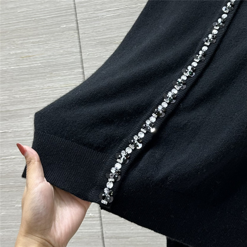 Va1e*ntin0 rhinestone collar design small cardigan replica clothes