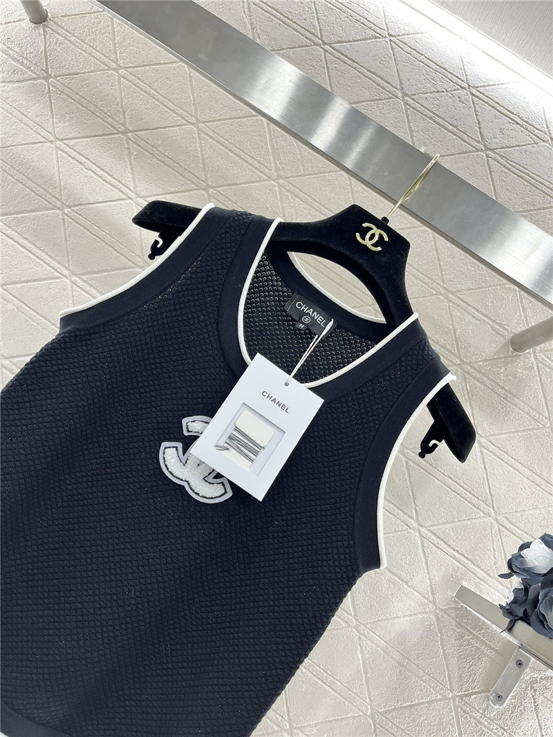 Ch**el round neck knitted vest replica clothes