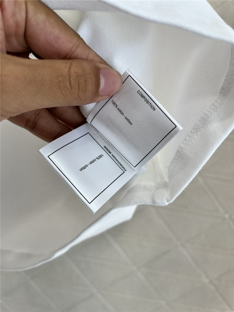 Ch**el heart print t-shirt replica clothing