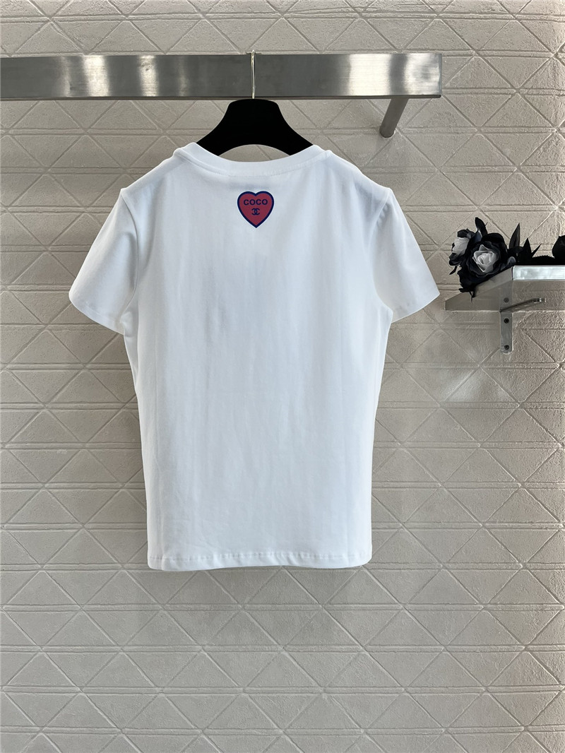 Ch**el heart print t-shirt replica clothing
