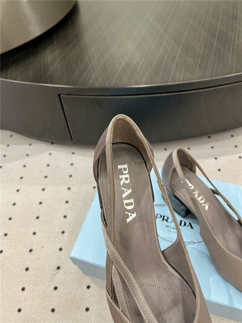 Pra*a grey satin cut-out pumps in silk viscose