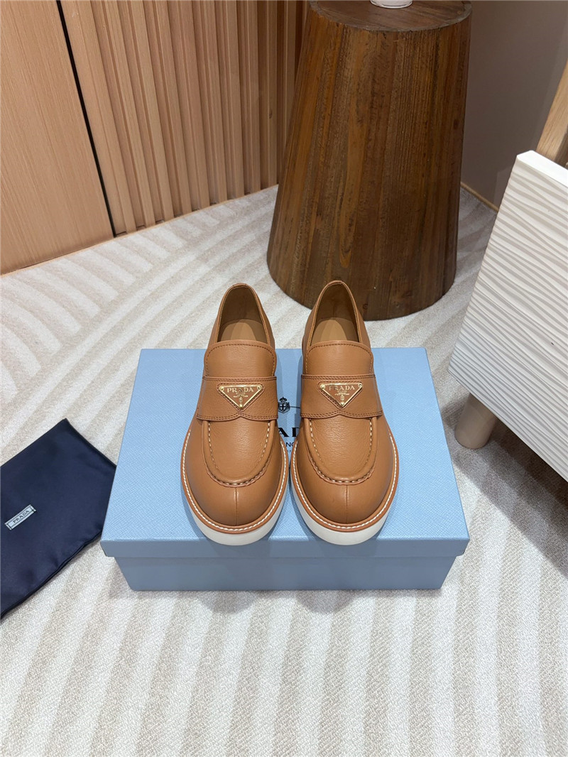 Pra*a beige double chocolate leather loafers