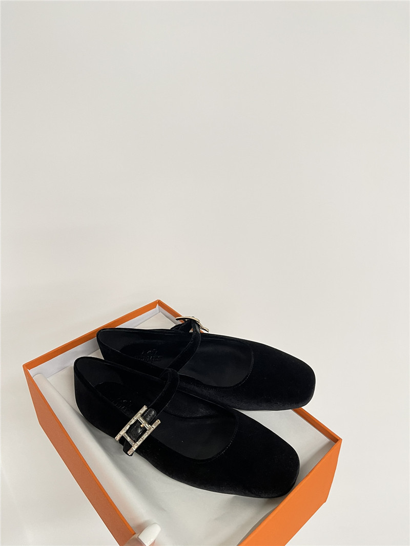 H**me5 jane ballet flats in black velvet