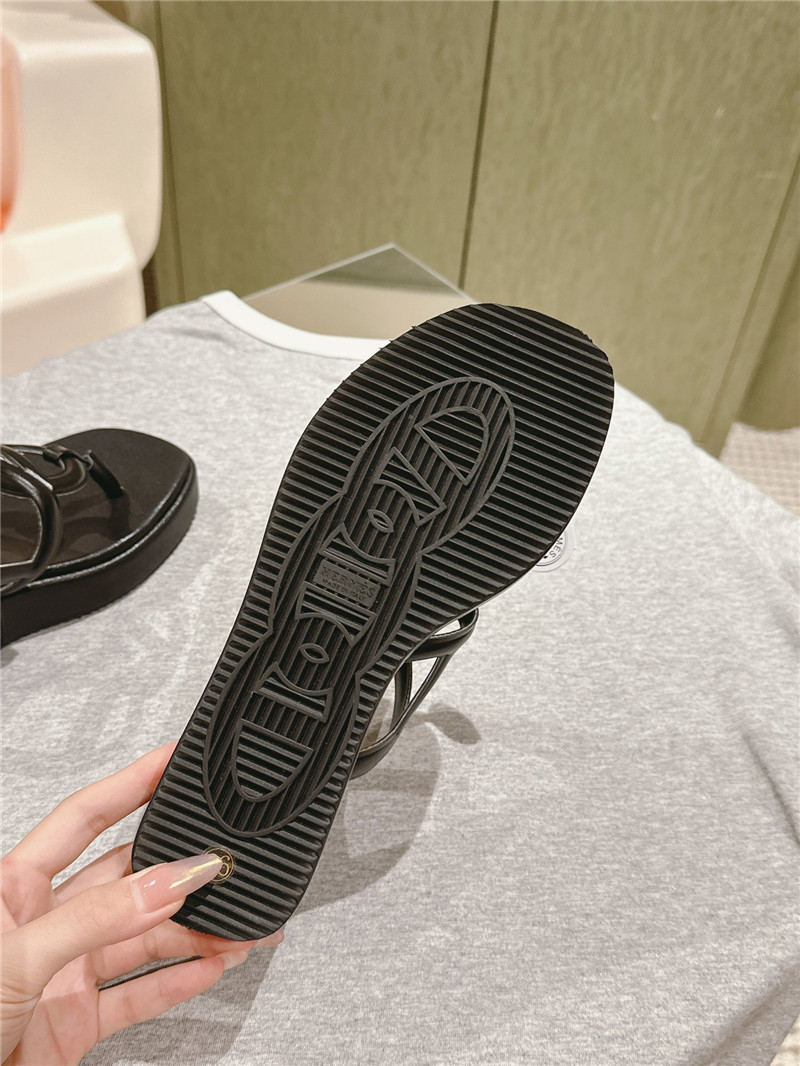 H**me5 gipsy sandal black goatskin