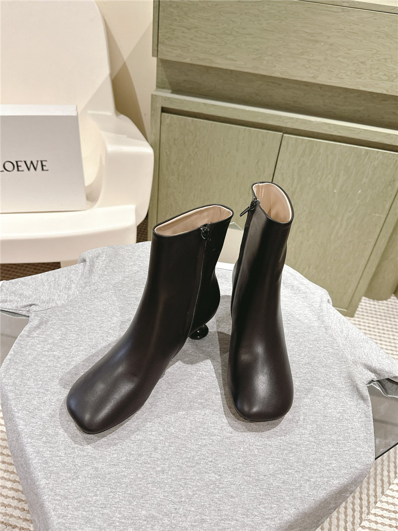 L0ew* toy ankle boots in black