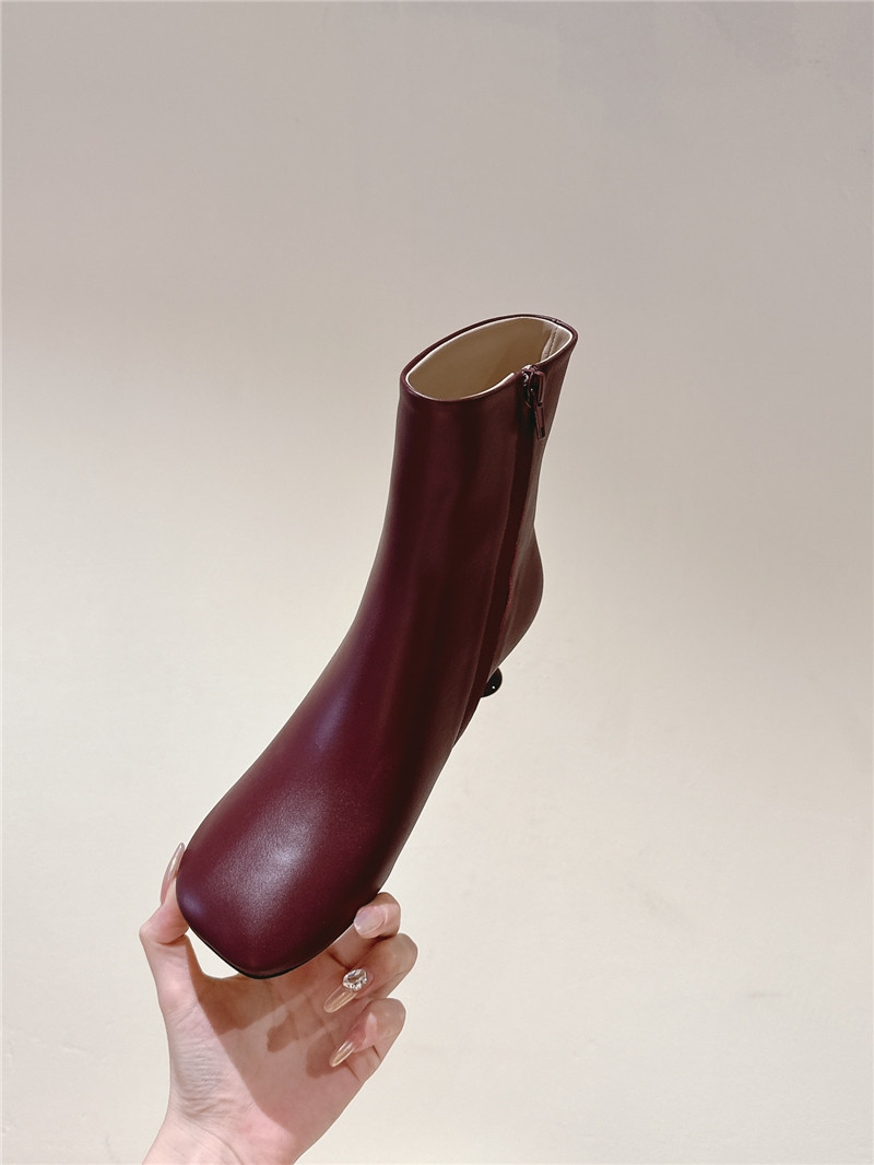 L0ew* toy ankle boots in burgundy