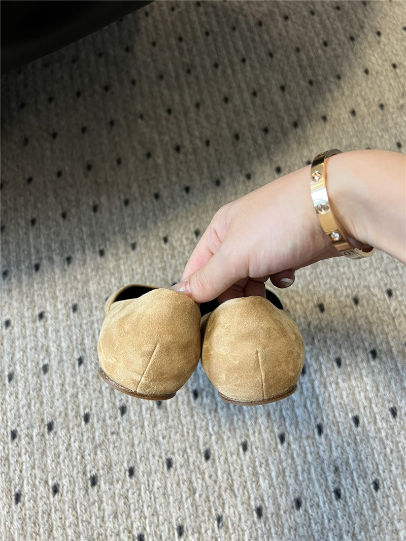 The R0w gemma ballet slipper tan suede