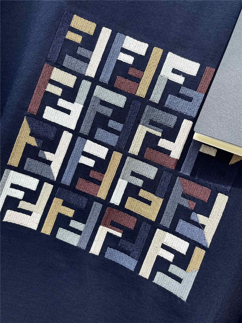 F**di round neck short sleeve replicas clothes