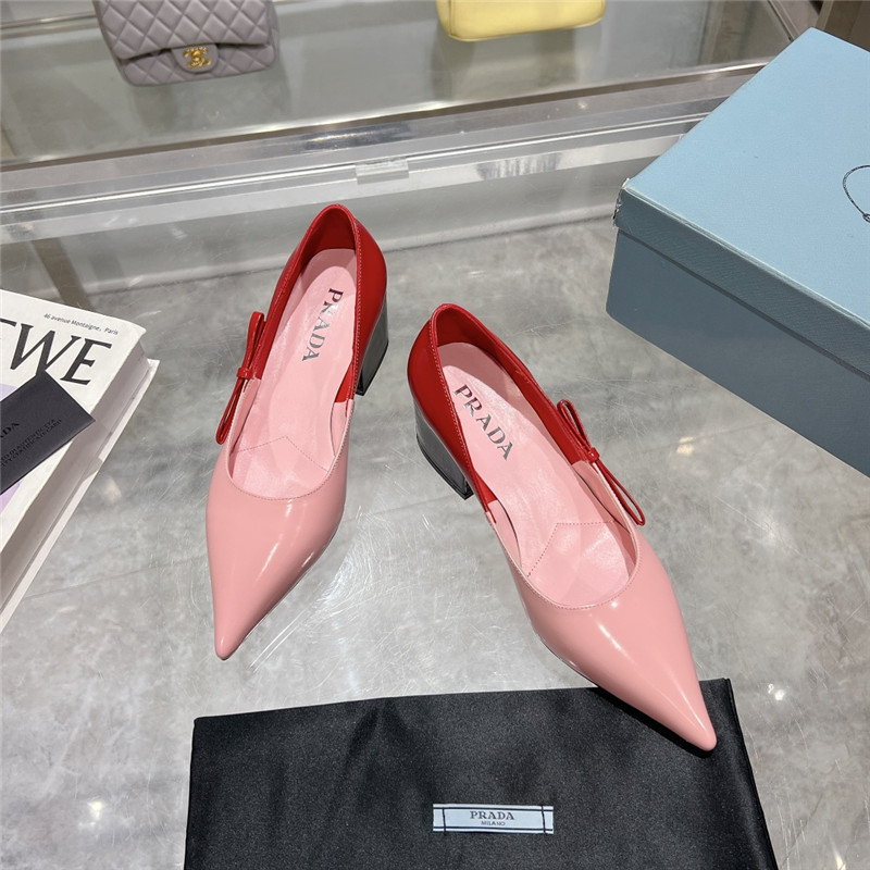 Pra*a chunky pointed pumps in pink and red calfskin