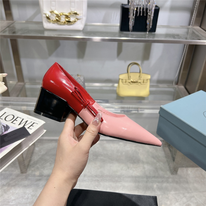 Pra*a chunky pointed pumps in pink and red calfskin